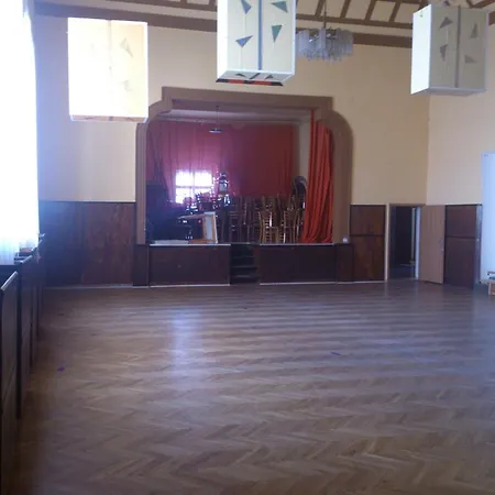 Lidovy Dum Hotel 3*